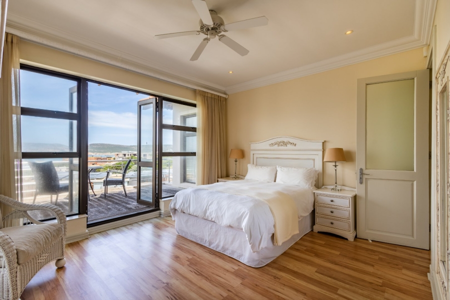 5 Bedroom Property for Sale in Solar Beach Western Cape